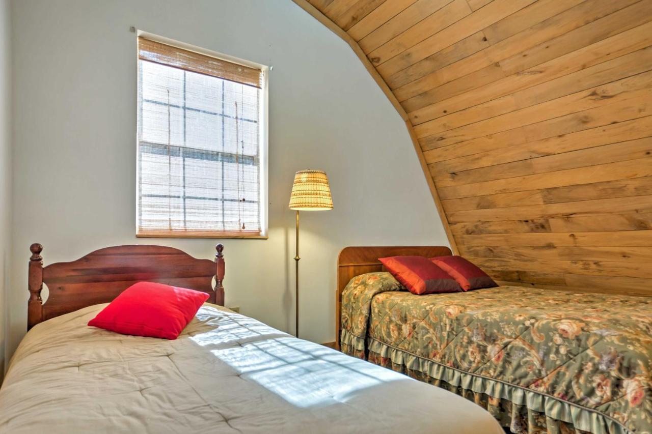 Rustic Taswell Cabin Grill And Walk To Patoka Lake! Exterior foto